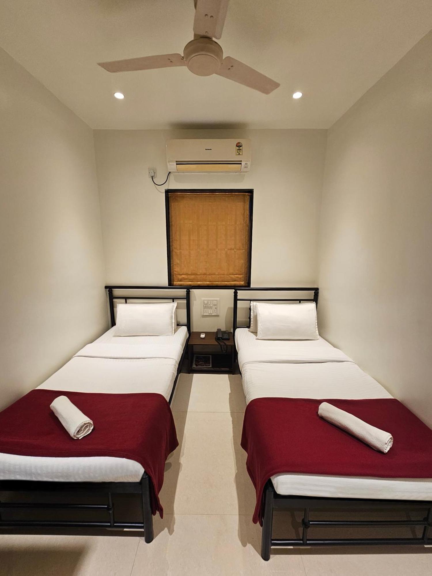 Hotel Kumkum Bombay Eksteriør billede